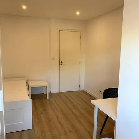 Lejlighed Carcavelos 5 Bedrooms Serviced *