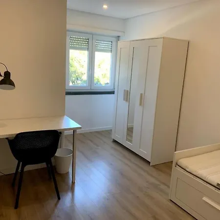 Lejlighed Carcavelos 5 Bedrooms Serviced Oeiras