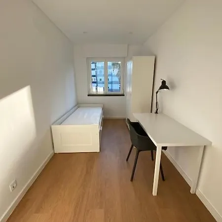 Lejlighed Carcavelos 5 Bedrooms Serviced